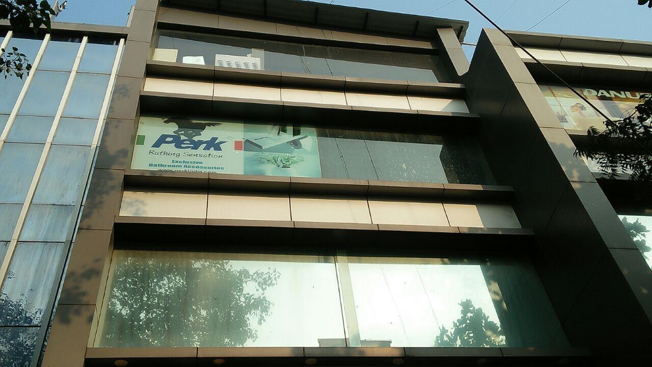 Hotel Alfa International Near Nanavati Hospital Mumbai Near Airport Mumbai Near Juhu Beach Экстерьер фото
